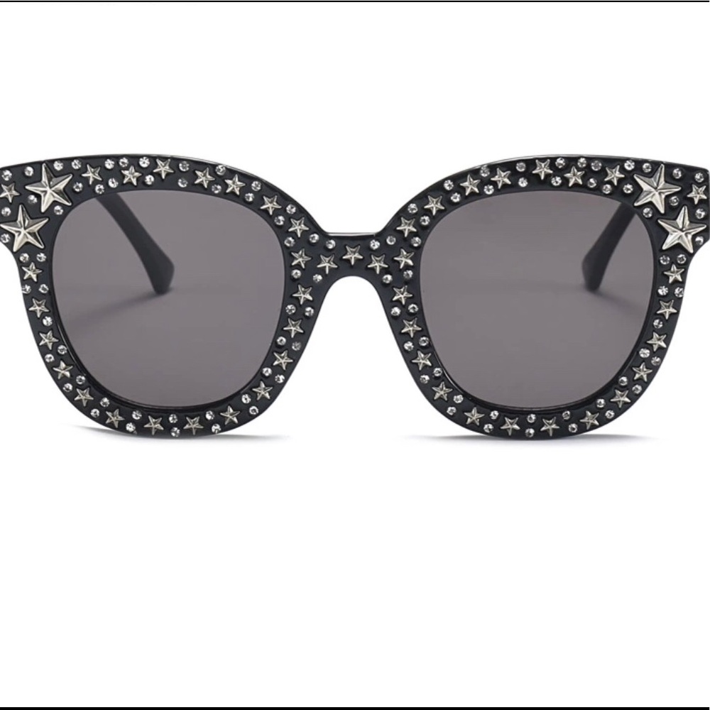 Luxury cat eye Star detail Sunglasses